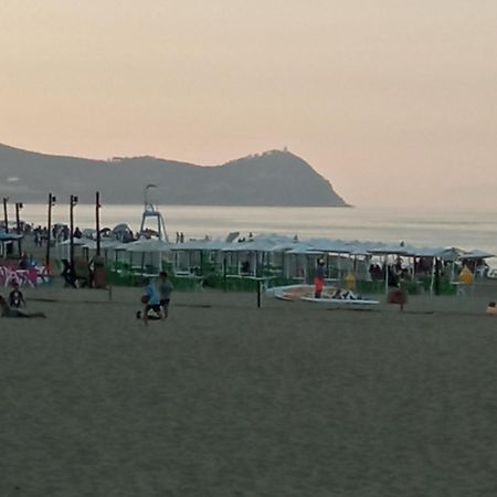 マルティルSolmar 1アパートメント エクステリア 写真